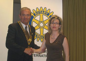 Canvi de collar al Rotary Club